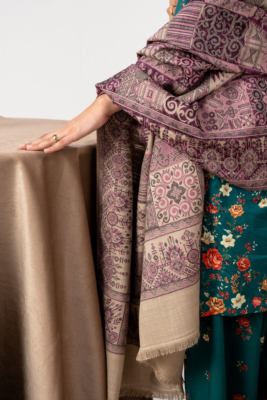 Dusty Mauve Pashmina Kani Shawl