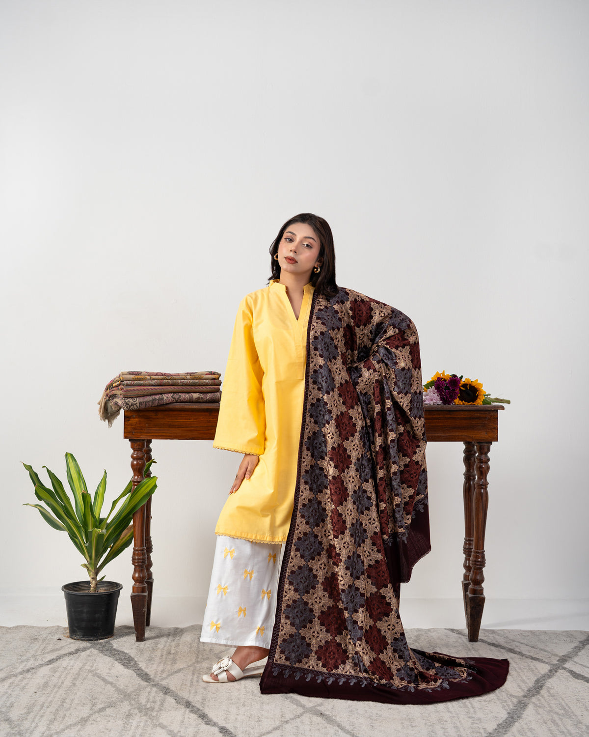 Gul-e-Shab Multicolour Embroidered Jaal Pashmina Shawl