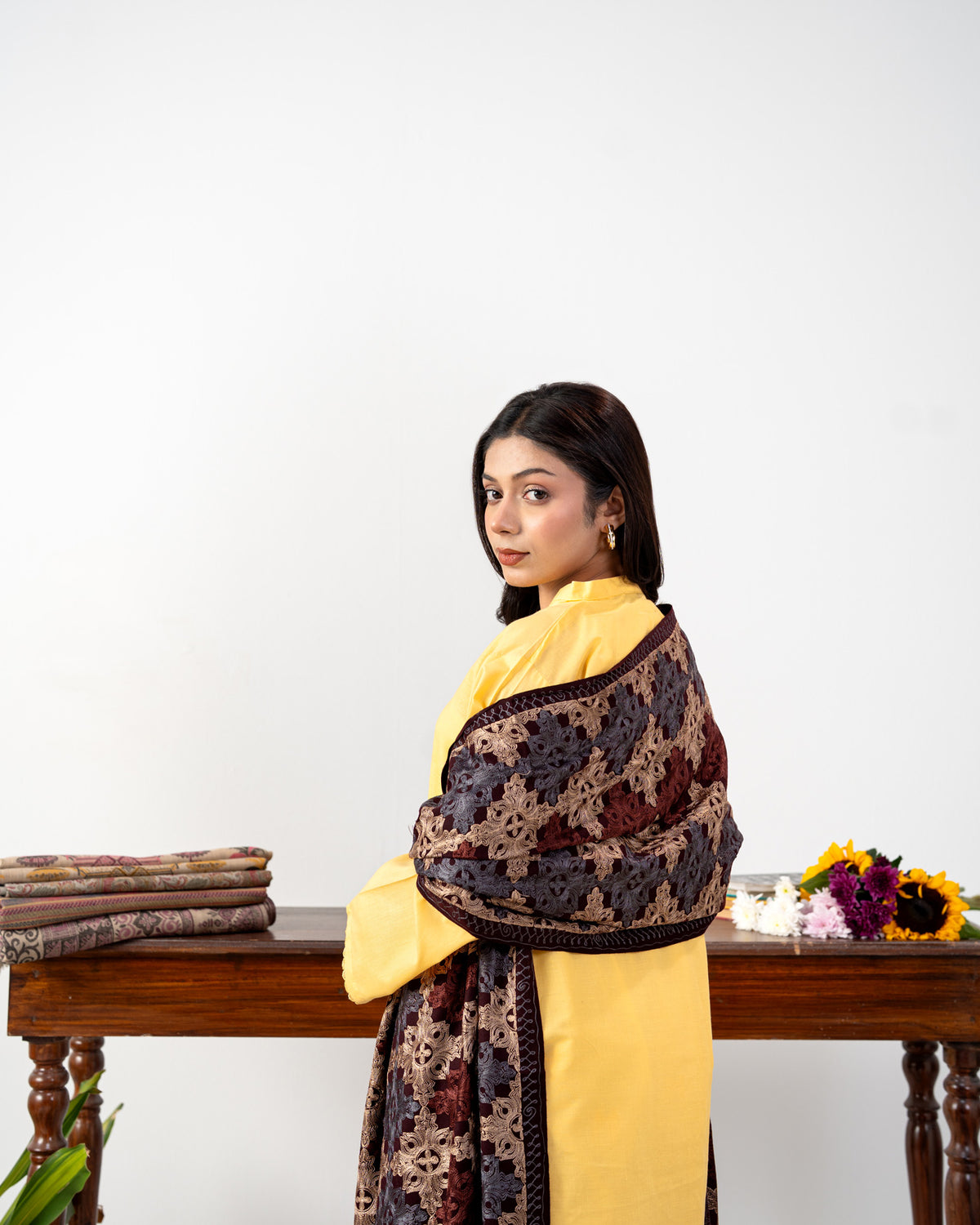 Gul-e-Shab Multicolour Embroidered Jaal Pashmina Shawl