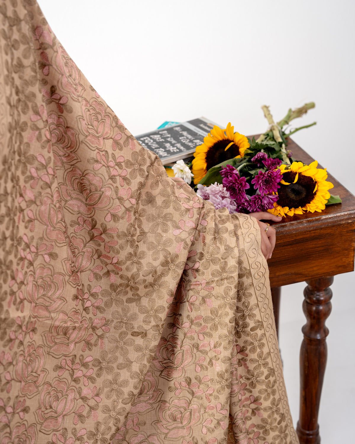 Fleur Royale Embroidered Jaal Pashmina Shawl