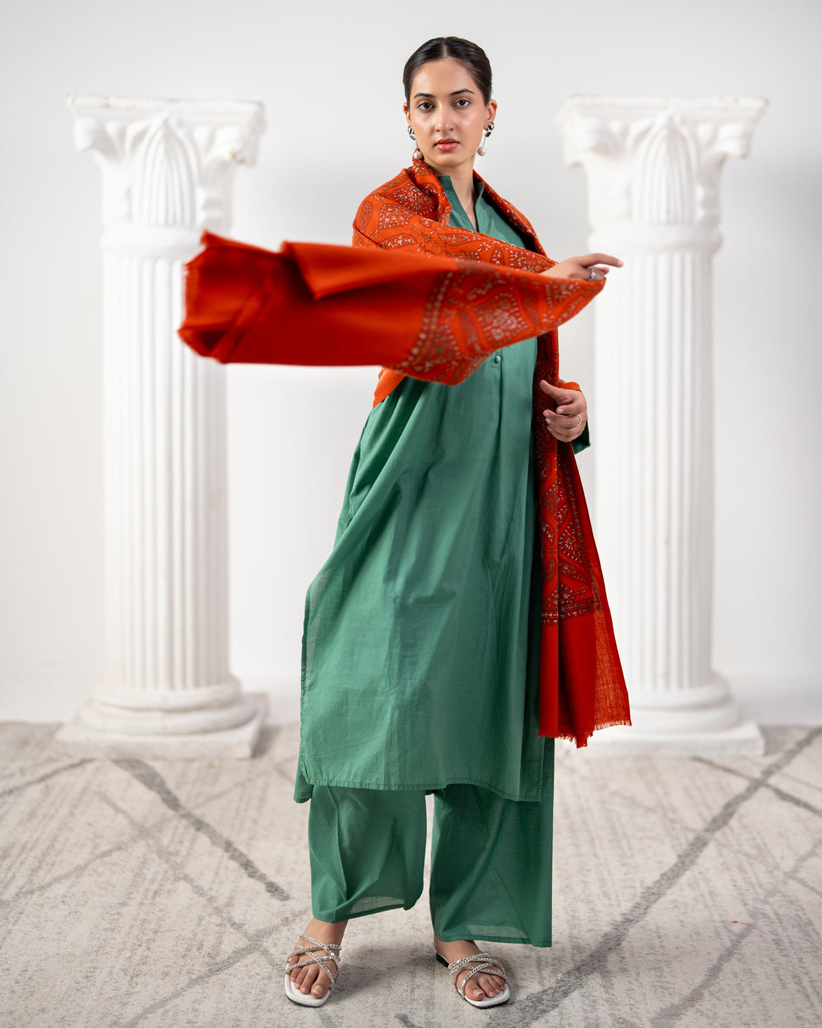 Mehrana Handmade Sui Needle Jaal Pashmina Shawl