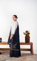 Dilara Handmade Border Sui Needlework With Paisley Motifs Pashmina Shawl