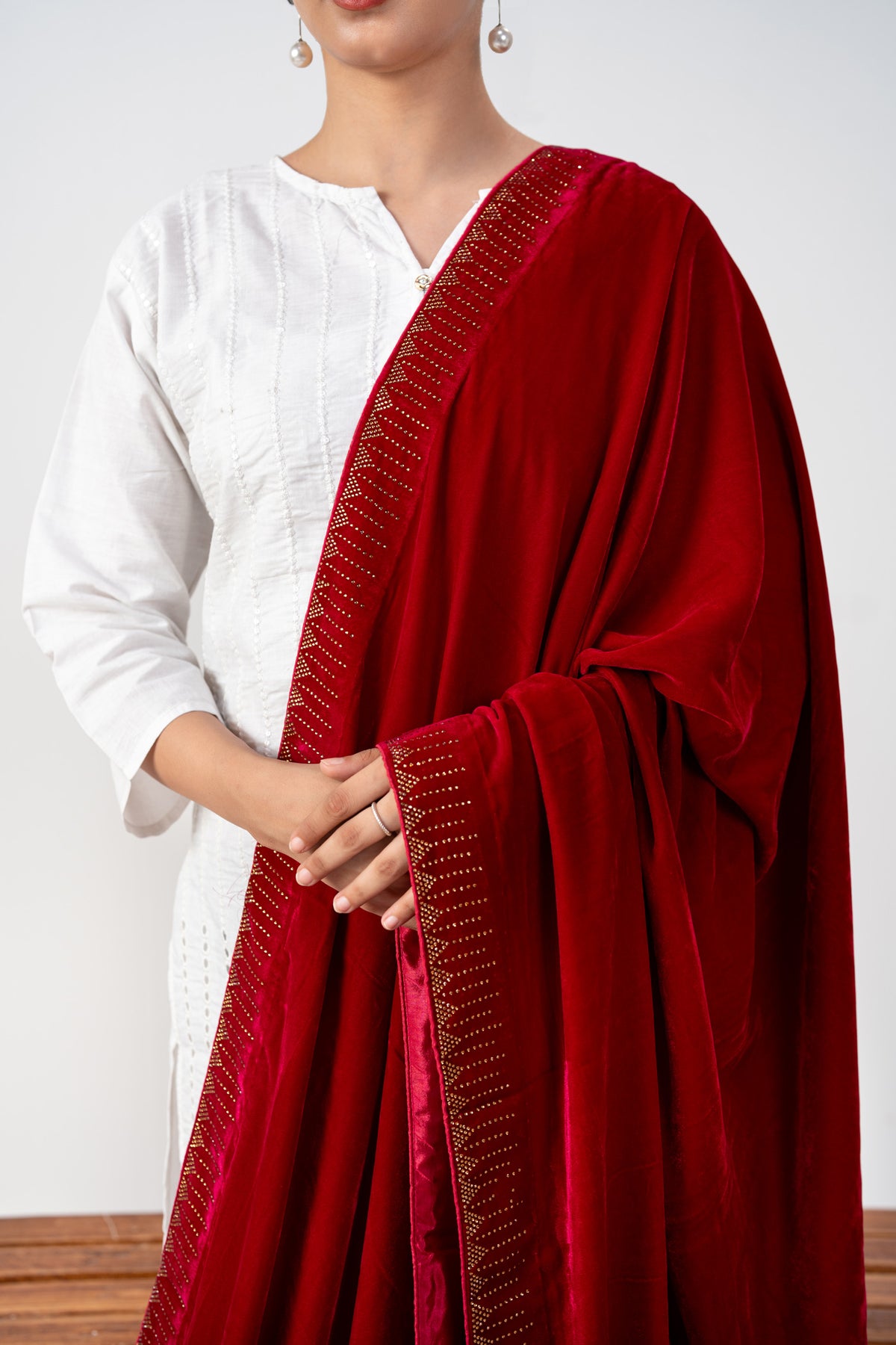 Vespera Geometric Stone Border Velvet Shawl