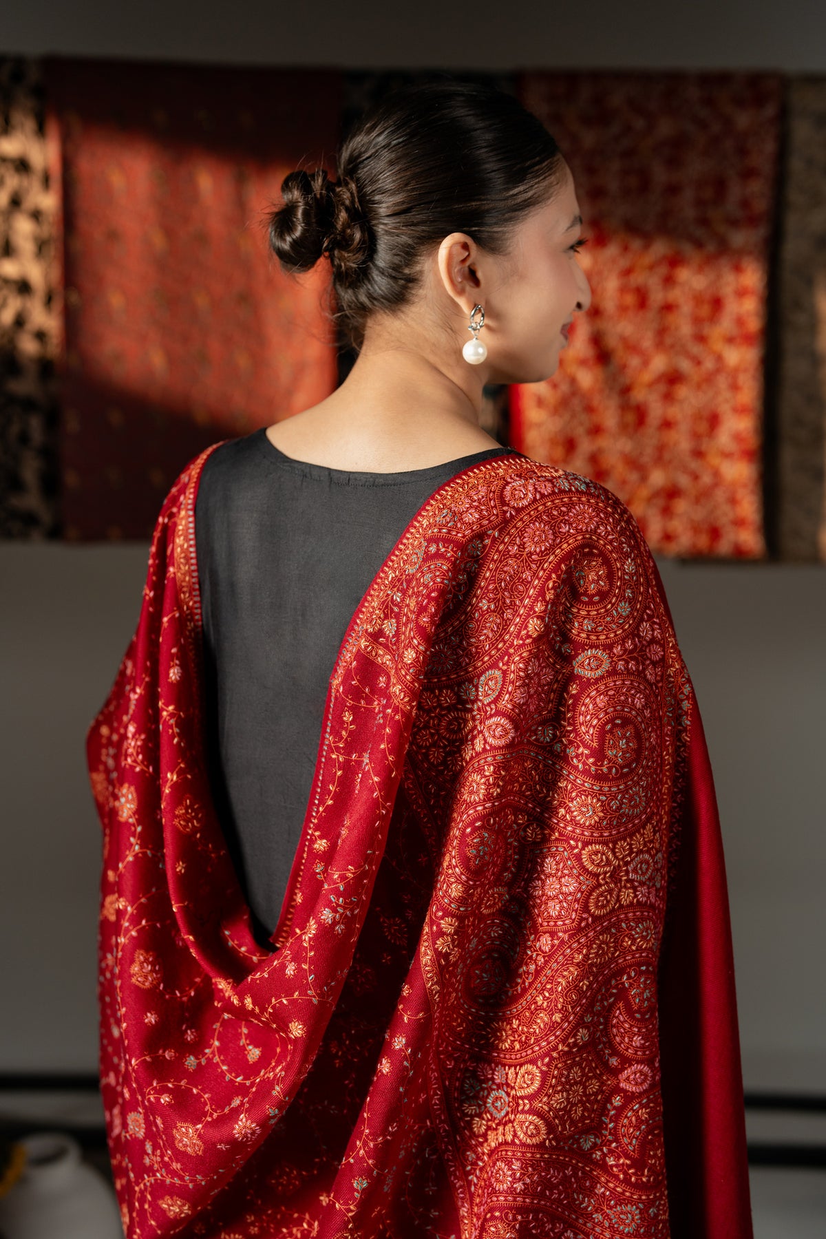 Nafees Handmade Sui Needle Work Jaal Pashmina Shawl